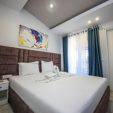 Rumani 3 Islands Ksamil